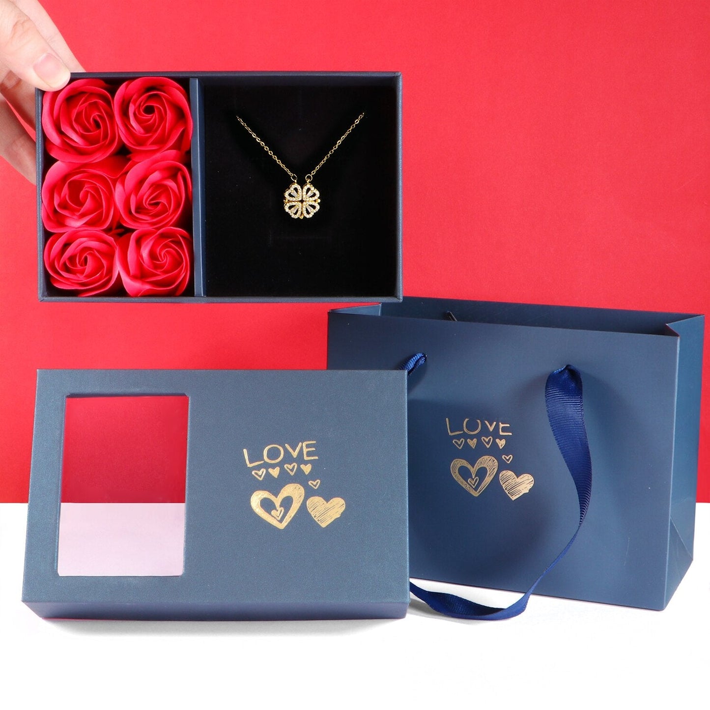 Colar Trevo de Coração + Caixa com 6 Rosas - Presente Dia dos Namorados