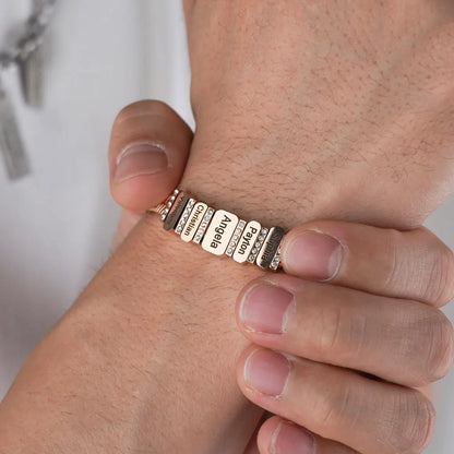 Pulseira "Fonte de Amor" – A Força da Família no Pulso (Até 8 Nomes)
